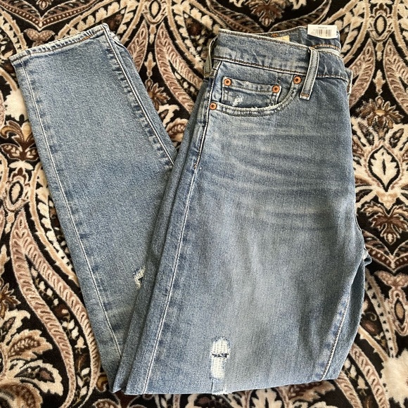 Levi’s Premium Flex 512 Slim Taper Jeans - Picture 7 of 9